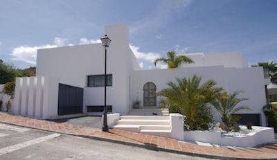 modern villa for sale - distressed property spain image