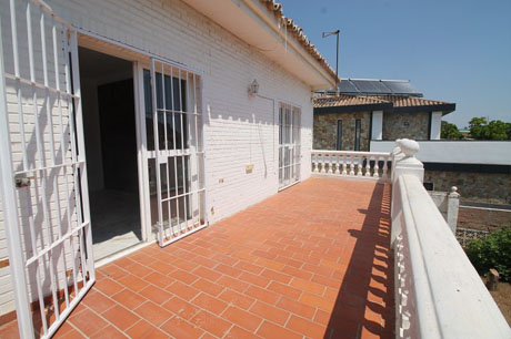 bank-villa-benalmadena-terrace