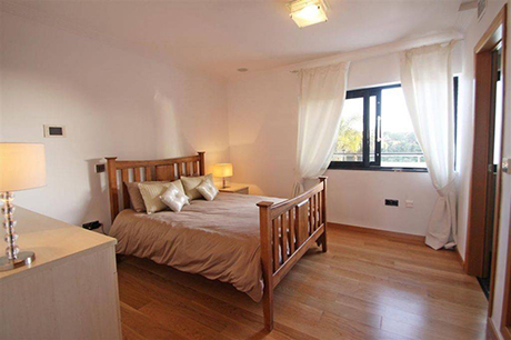 bedroom 2 pic beachside villa in cabopino for sale