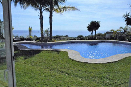 pool spacious villa in cabopino - 