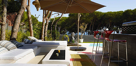 seating image detached beachside villa in Cabopino