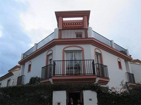 Lomas de cabopino | 3 bed corner townhouse for sale main pic