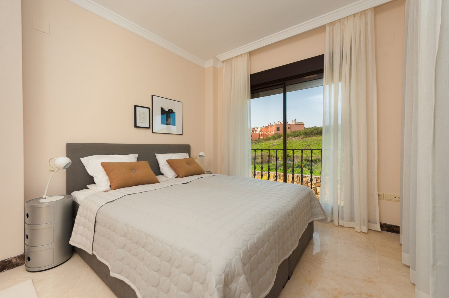 bedroom image  new golf villas near Marbella