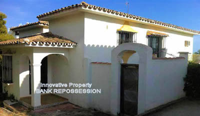villa from bank calahonda - distressed property spain