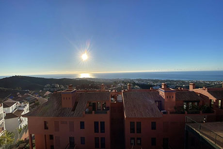Well-located apartment for sale in Cascadas de Calahonda, Mijas