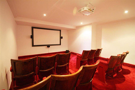 cinema room image beachside villa in cabopino for sale