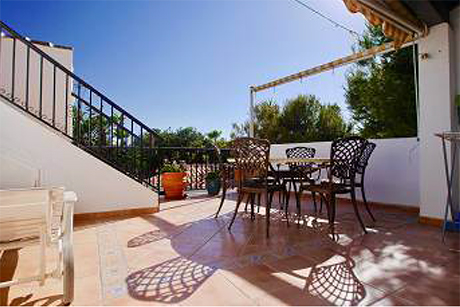 space outside penthouse puerto de cabopino