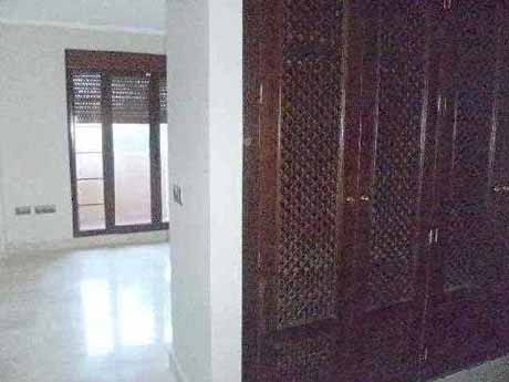 Modern kitchen in apartment for sale in El Soto de Marbella