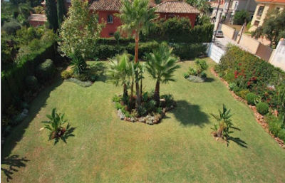 villa golden mile marbella