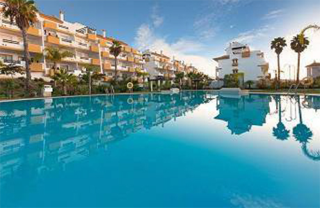 swimming pool image for golf penthouse mijas costa