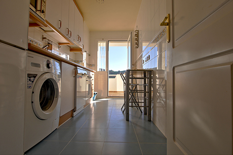 kitchen image great apartment in calahonda