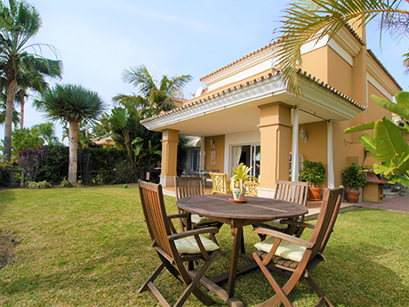 seating outside image santa clara golf marbella