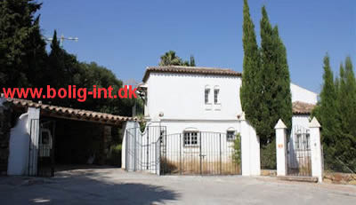 buy a villa from the bank marbella