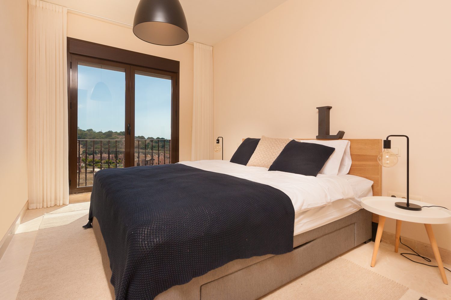 bedroom 2 image golf townhouses near Marbella