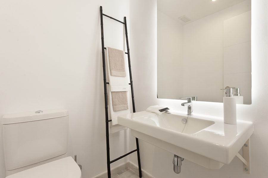 bathroom pic Contemporary Refurbished Apartments in Nueva Andalucia