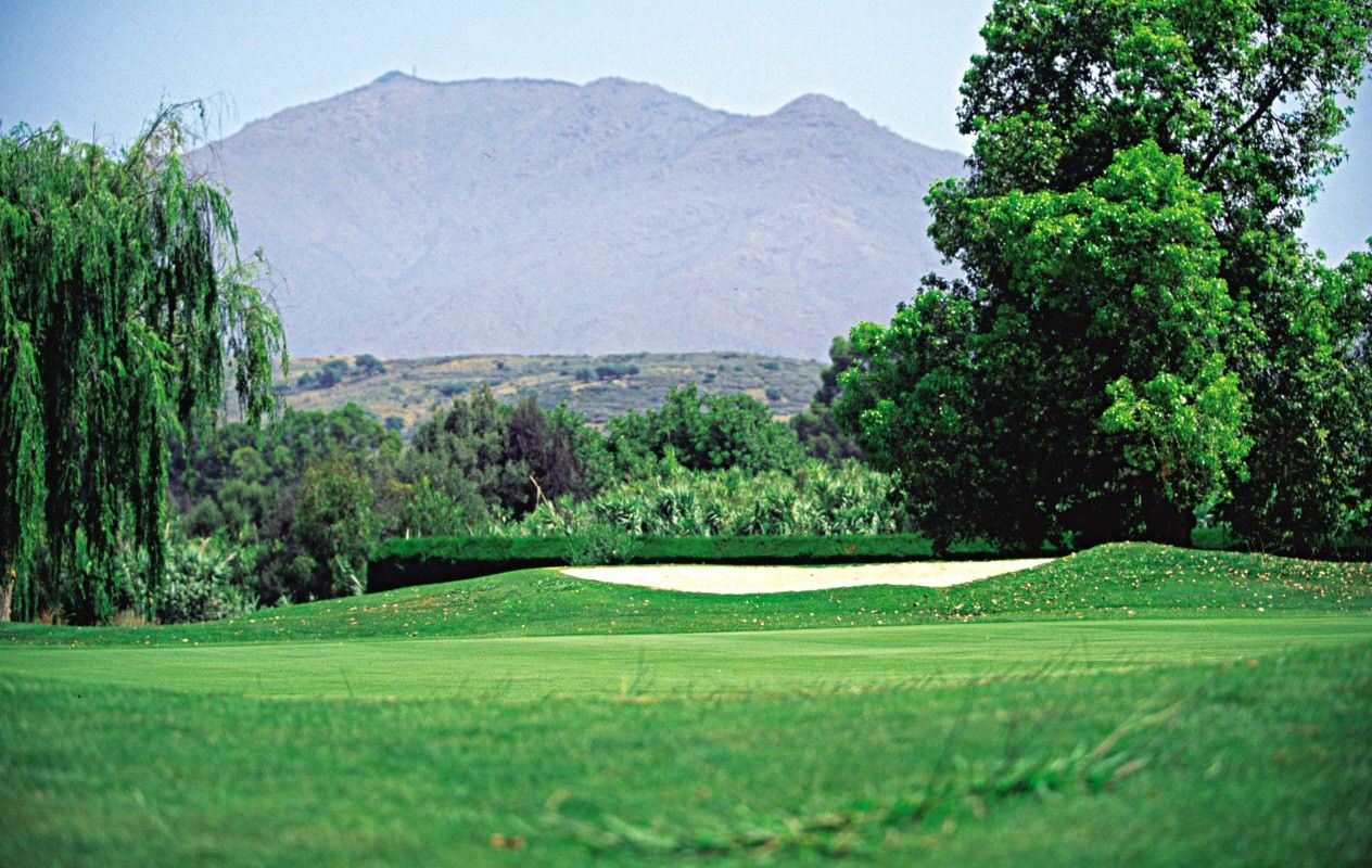 golf image estepona