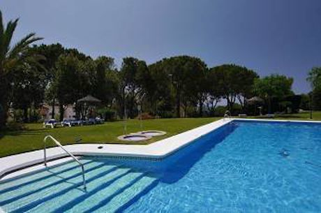 pool in cabopino